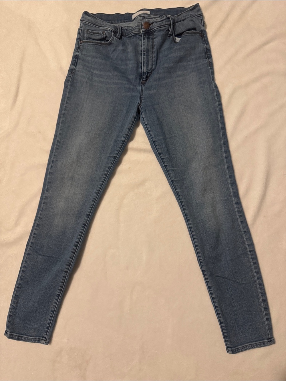 LOFT Women's Skinny Jeans in Faded Blue Wash
